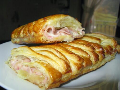 TRENZA DE JAMON Y QUESO